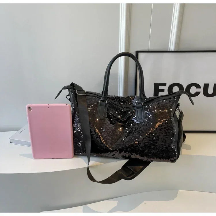 Sac à main tendance au fini brillant et pailleté