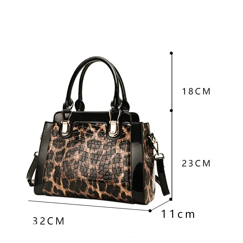 Sac à main texturé crocodile au motif léopard