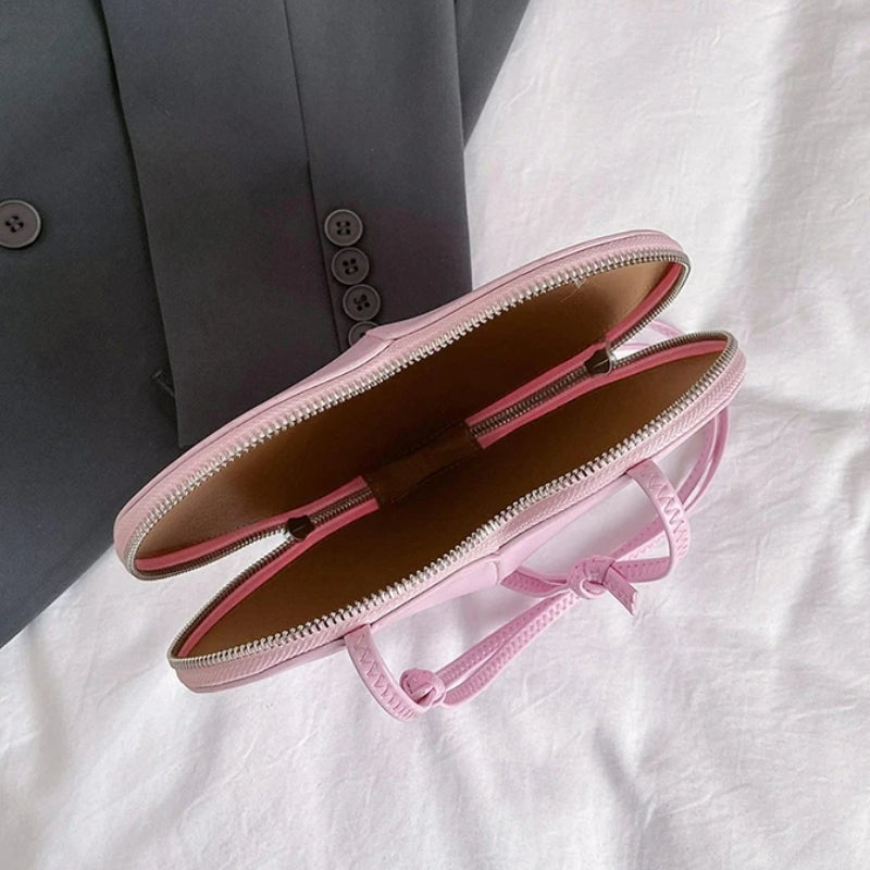 Sac arborant une forme de cœur