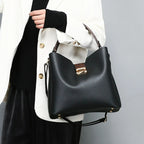 Sac assorti à sa pochette