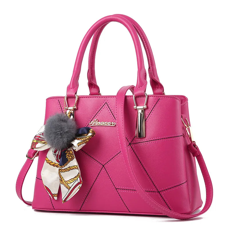 Sac avec foulard à porter à la main