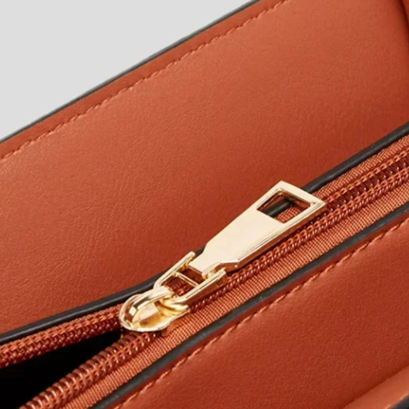 Sac avec portefeuille en ensemble femme