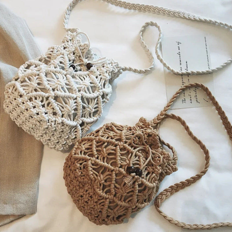 Sac avec travail en macramé