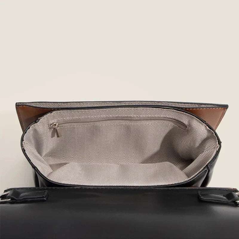 Sac baguette à main compact au design original
