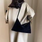 Sac baguette à main épuré et chic
