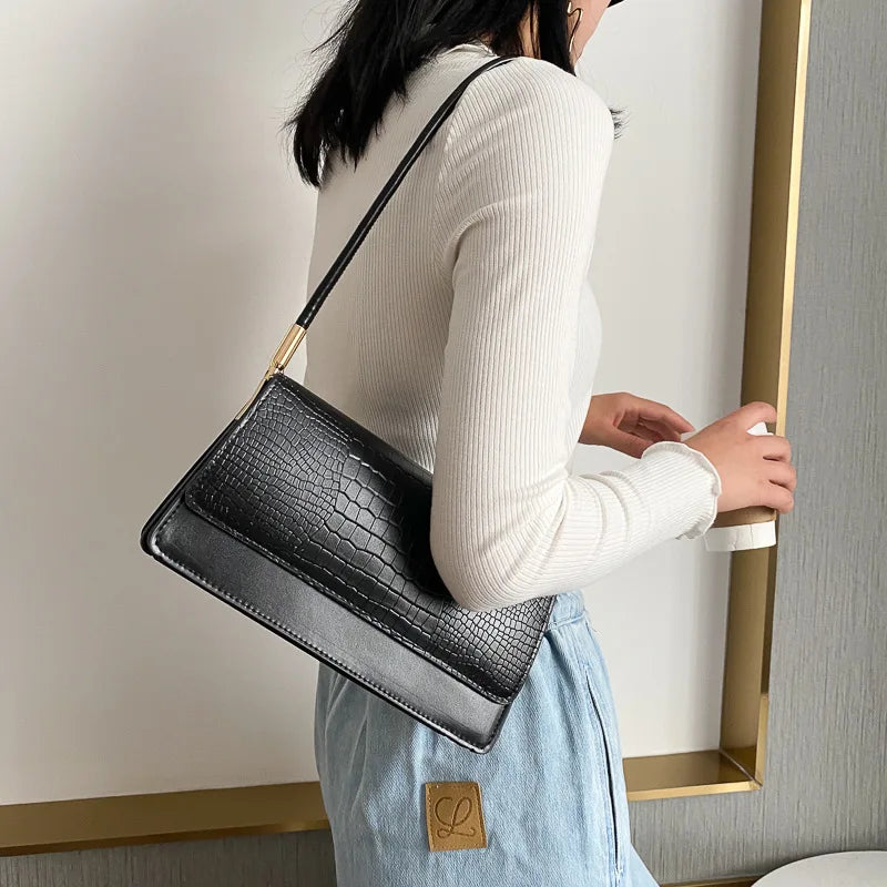 Sac baguette effet crocodile élégant et résistant