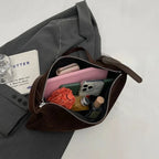 Sac baguette élégant au design épuré