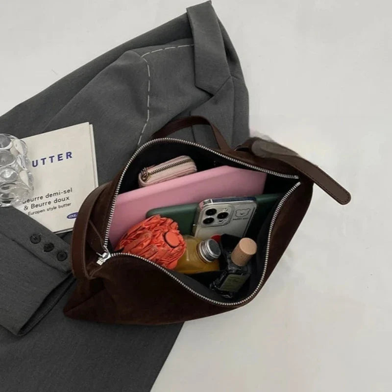 Sac baguette élégant au design épuré