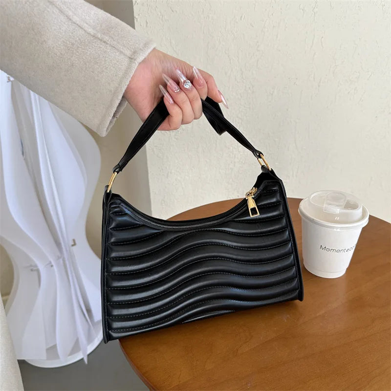 Sac baguette noir élégant en simili