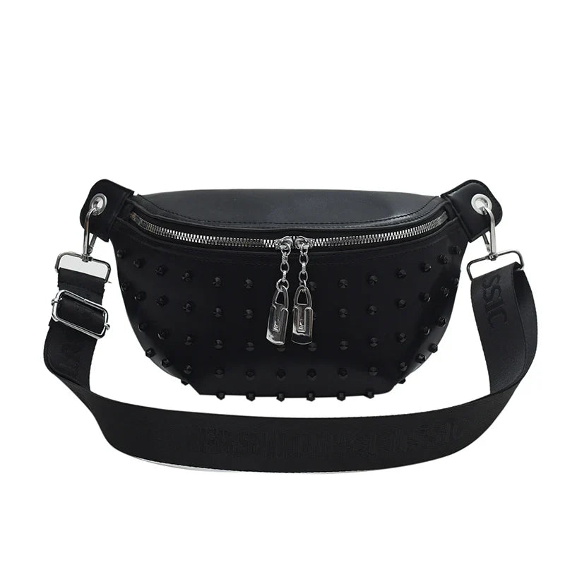 Sac banane décoré de clous