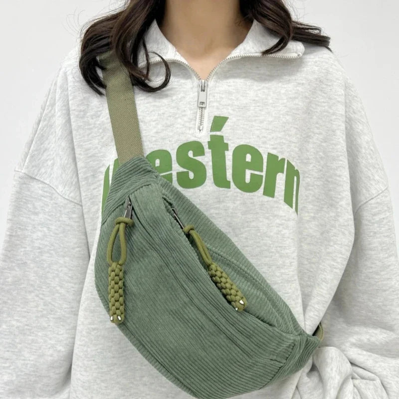 Sac banane femme en velours vert et doux