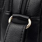 Sac bandoulière à la mode porté main
