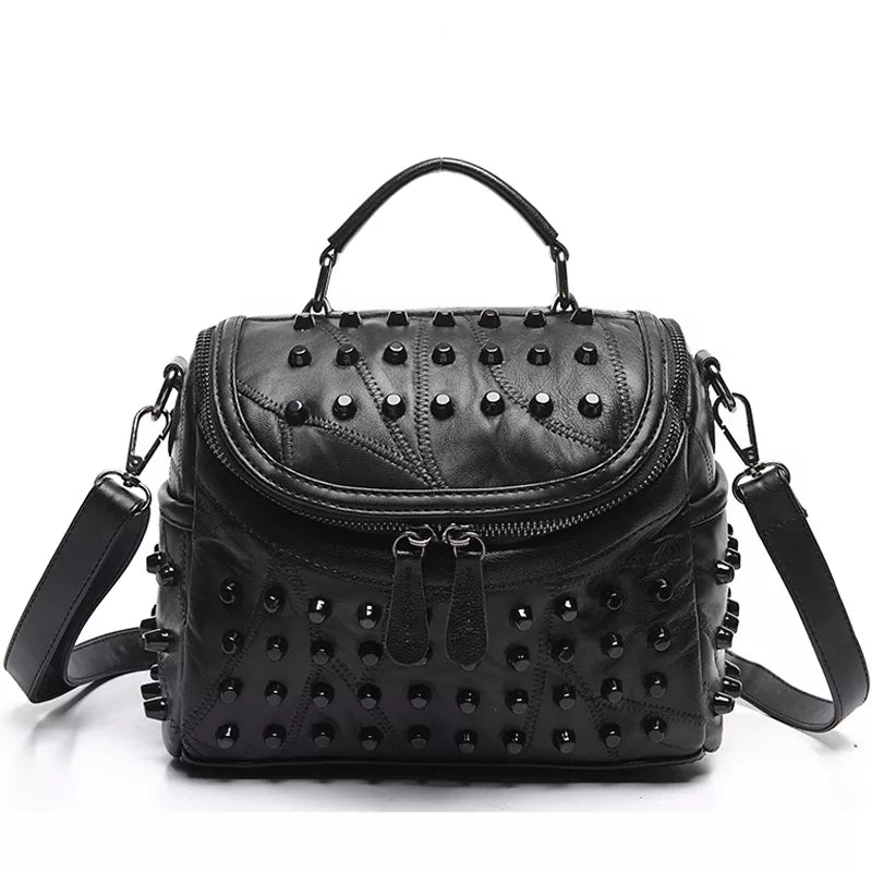 Sac bandoulière clouté