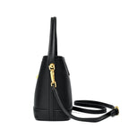 Sac bandoulière façon seau à porter à la main