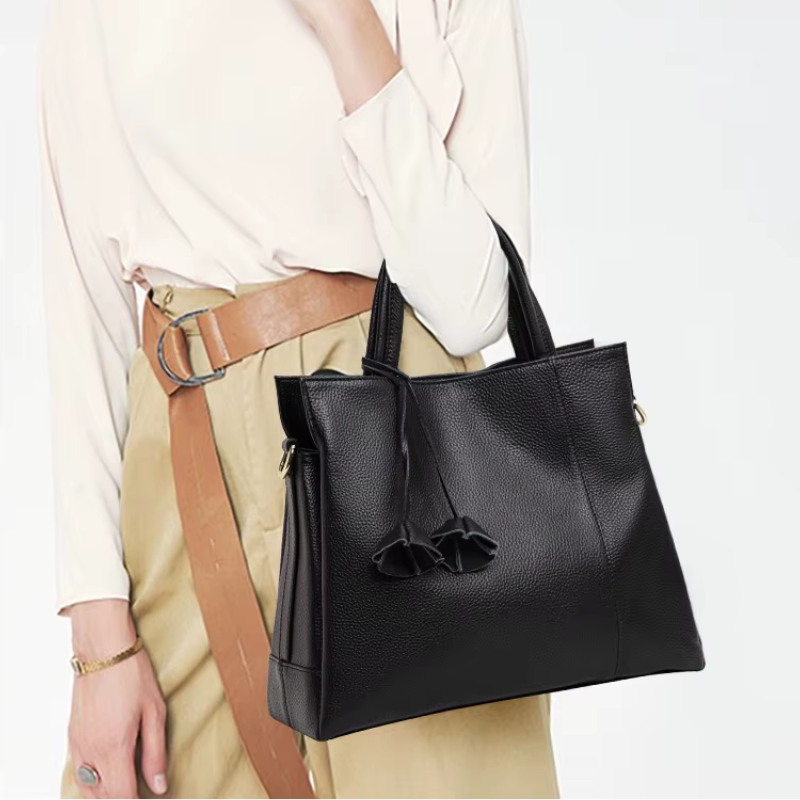 Sac bandoulière femme en cuir à porter à la main