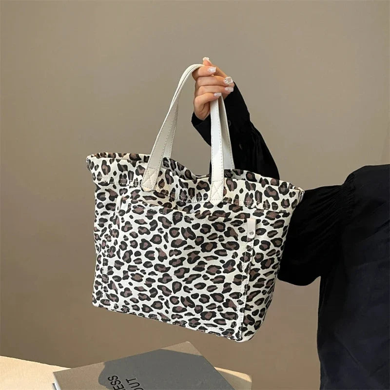 Sac bandoulière léopard à structure souple