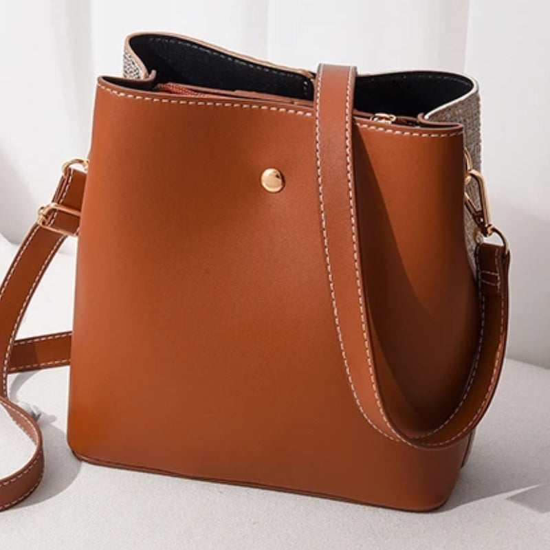 Sac bi-matière à la forme seau