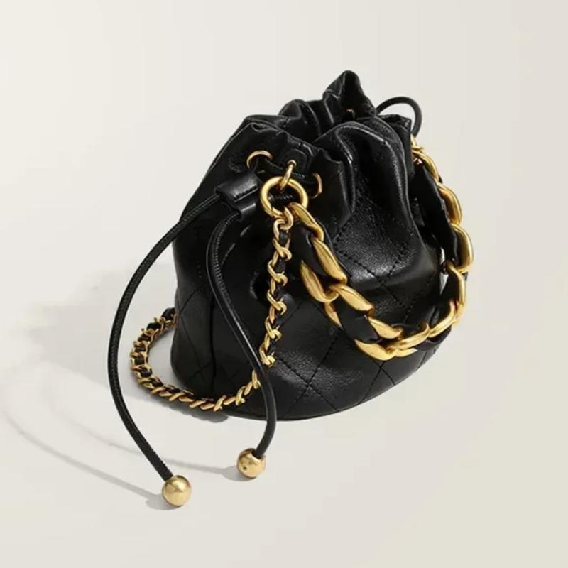Sac bourse à finition matelassée noire