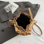 Sac bourse souple de couleur bleue pour femme