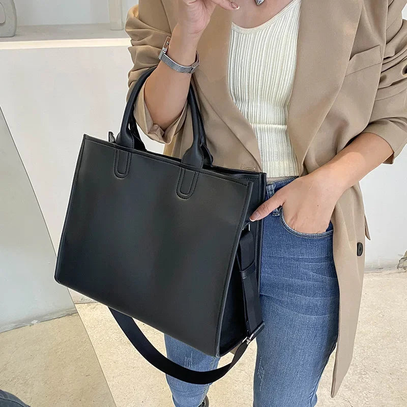 Sac cabas avec porté main et bandoulière