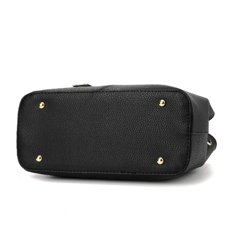 Sac carré porté à la main ou en bandoulière