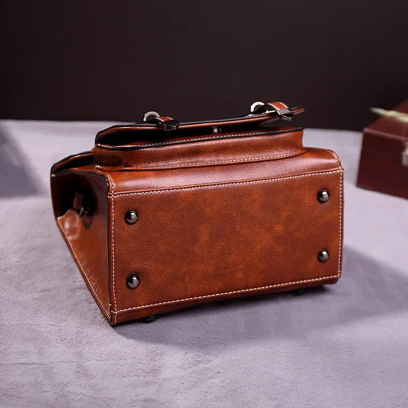 Sac cartable pour femme marron d’inspiration vintage