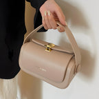 Sac chic porté en bandoulière