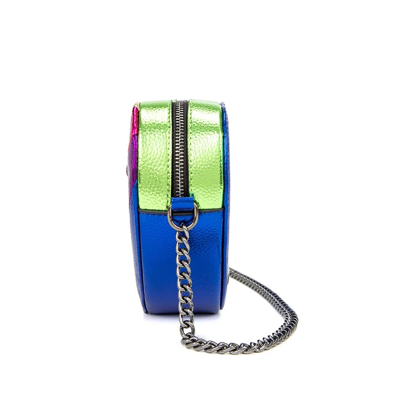 Sac coloré à main orné d’un cœur