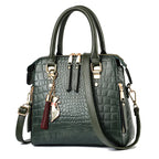 Sac crocodile avec bandoulière au look luxueux
