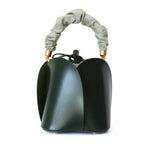 Sac cuir au format seau