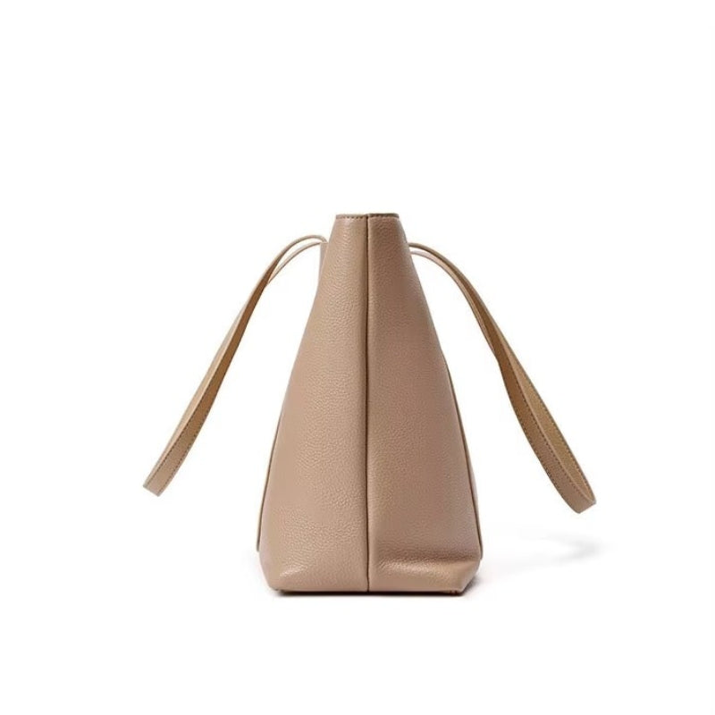 Sac cuir femme conçu pour les cours
