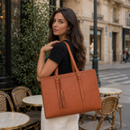 Sac de cours porté à la main