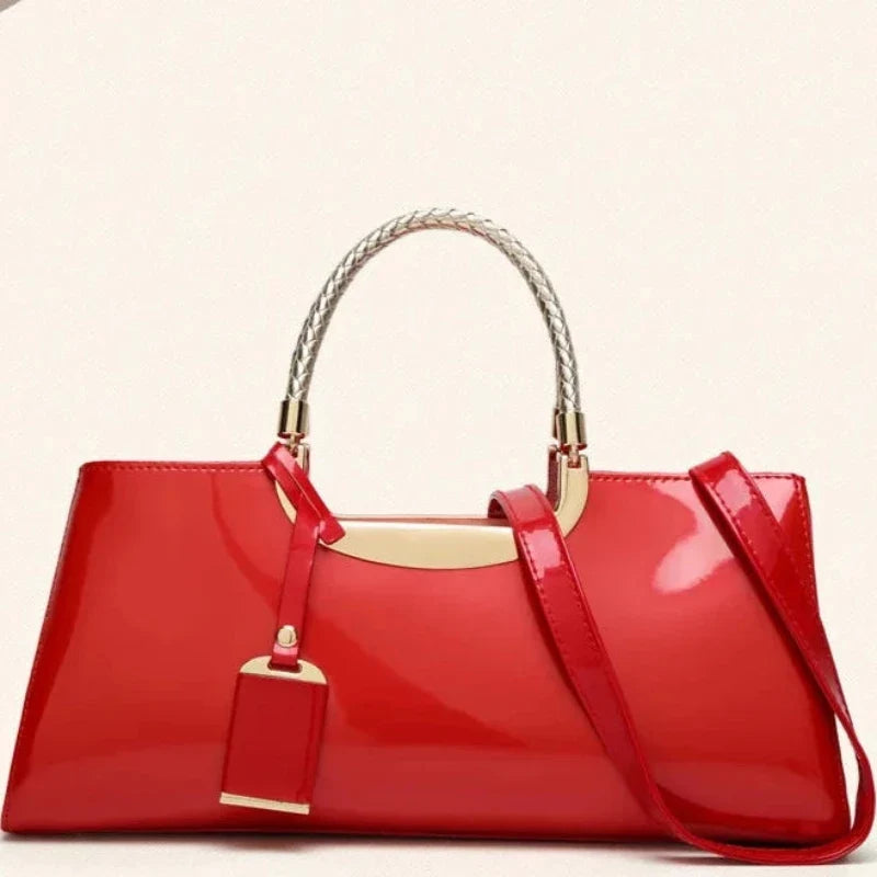 Sac de mariage avec poignée élégante et aspect verni