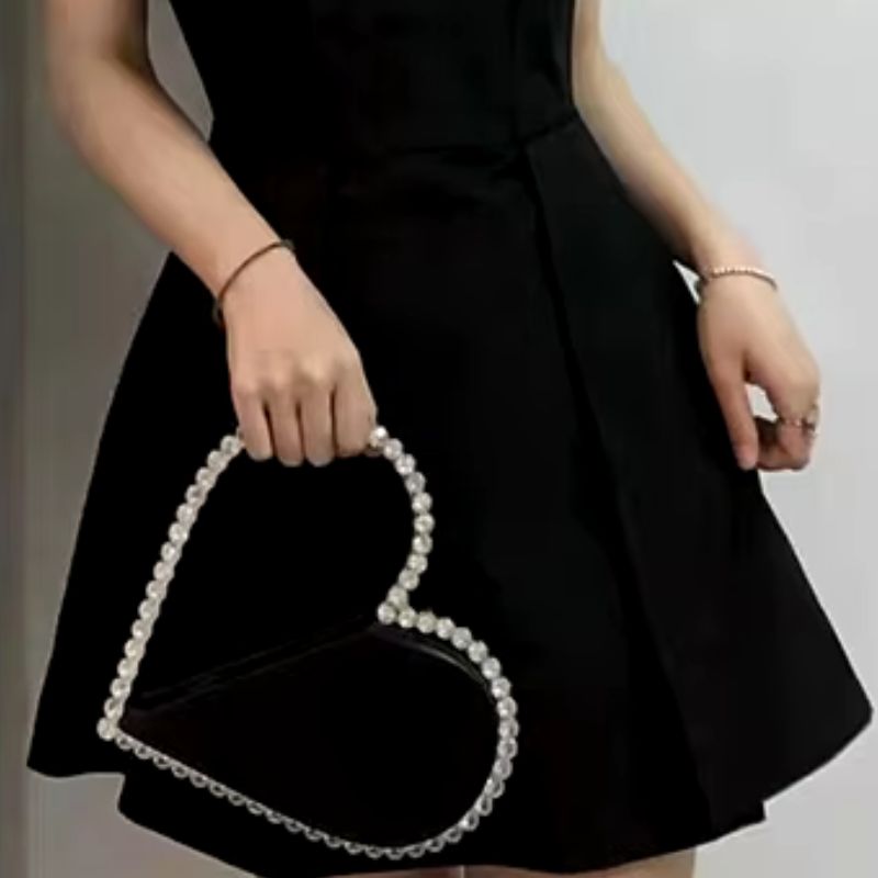 Sac de mariage cœur orné de strass