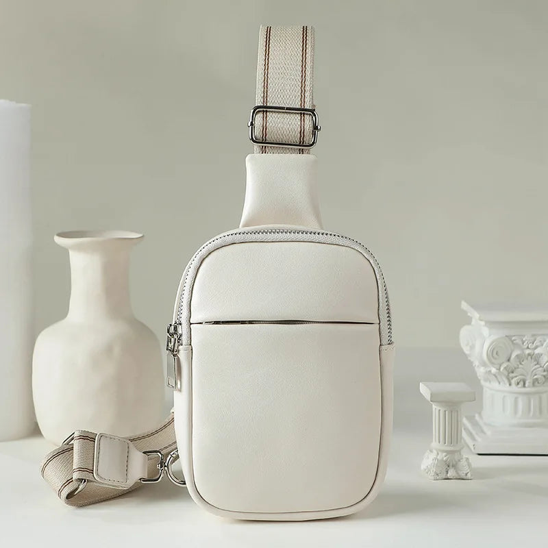Sac de poitrine pour femme petit format