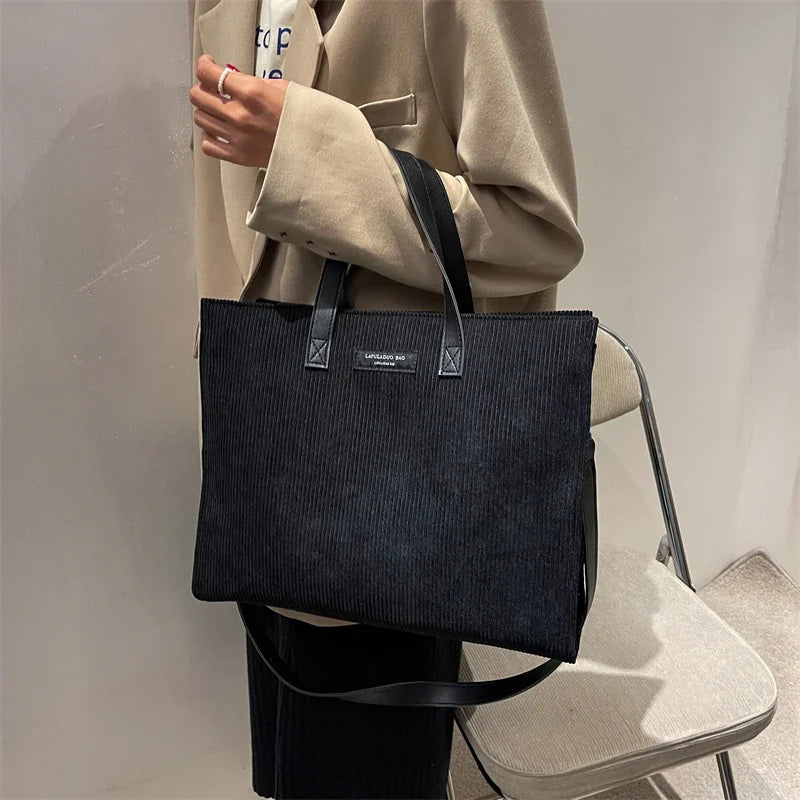 Sac de type cabas en velours côtelé