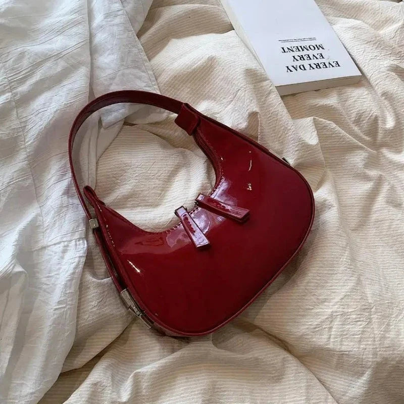 Sac demi-lune à l’allure actuelle