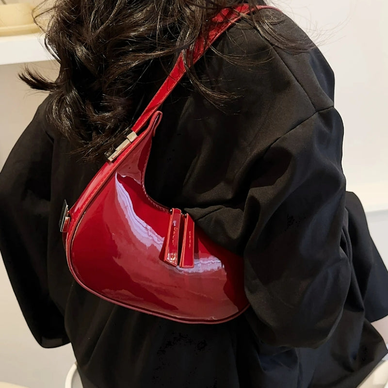 Sac demi-lune au design tendance