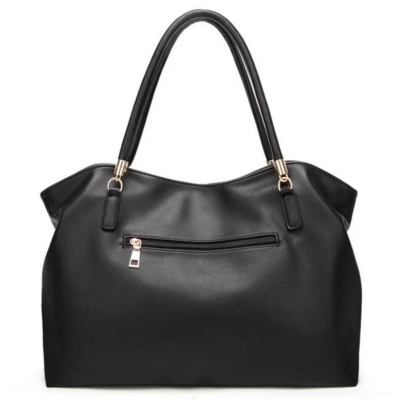 Sac d’épaule doré élégant
