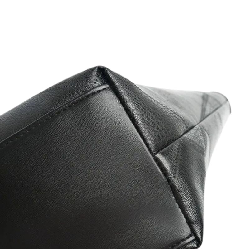 Sac d’épaule sobre au style raffiné