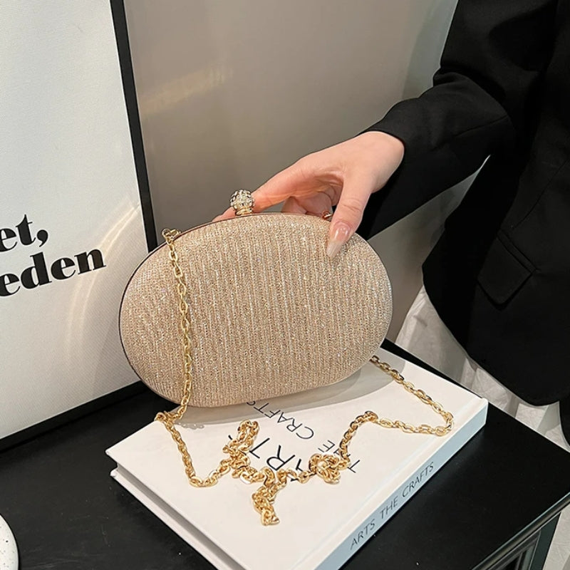 Sac doré pour les soirées