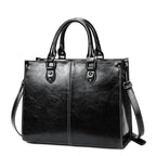 Sac en cuir de teinte marron à main