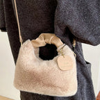 Sac en fausse fourrure à main