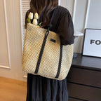 Sac en matière tissée de paille