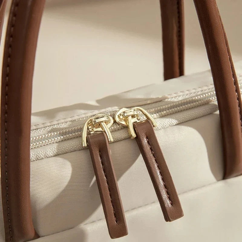 Sac en nylon beige pour ordinateur femme