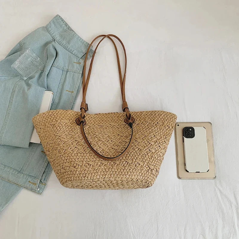 Sac en paille à main de type panier versatile
