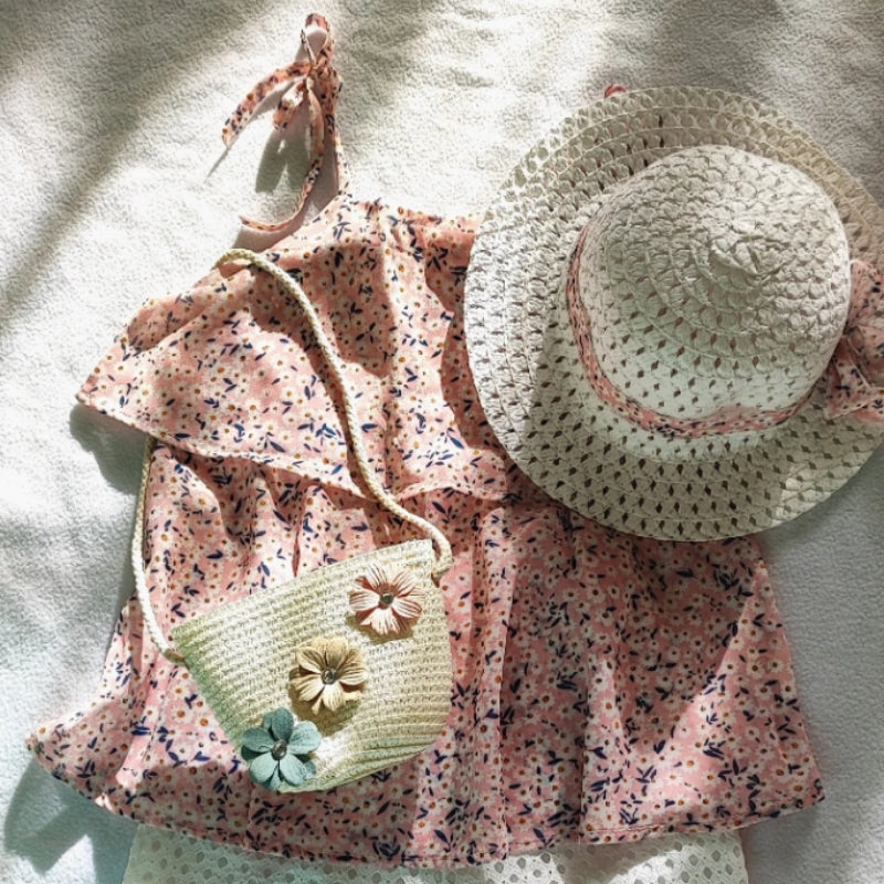 Sac en paille destiné aux petites filles