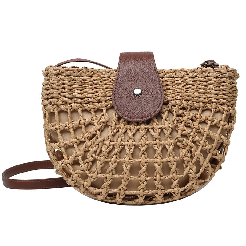 Sac en paille façon demi-lune