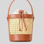 Sac en rotin au tressage design avec bandoulière