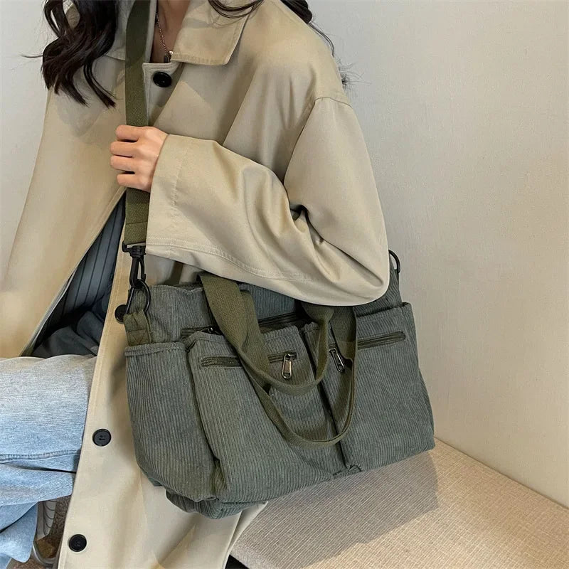 Sac en velours à bandoulière